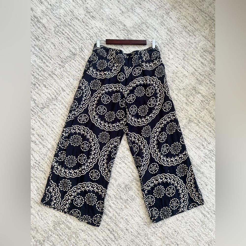 Wide leg cropped pants (XL)